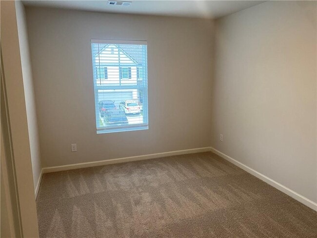 Building Photo - 6055 Hoot Owl Ln