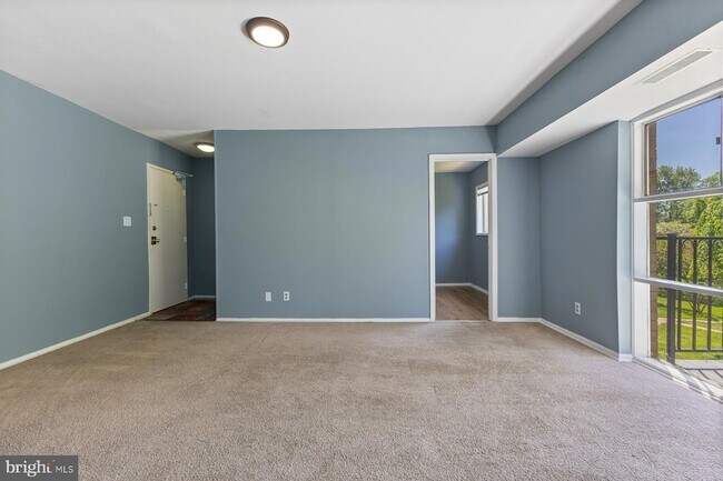 Building Photo - 4903 Americana Dr