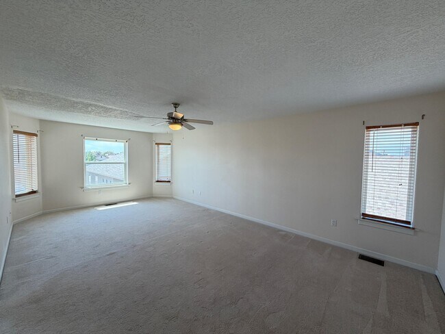 Building Photo - 6216 Calle Vizcaya NW