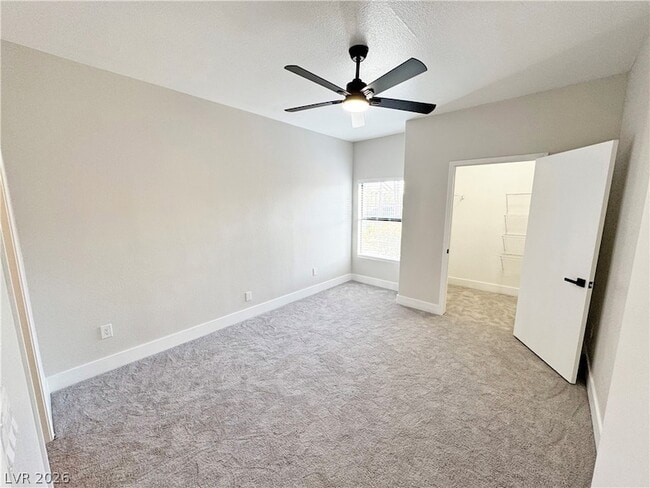 Building Photo - 8250 N Grand Canyon Dr
