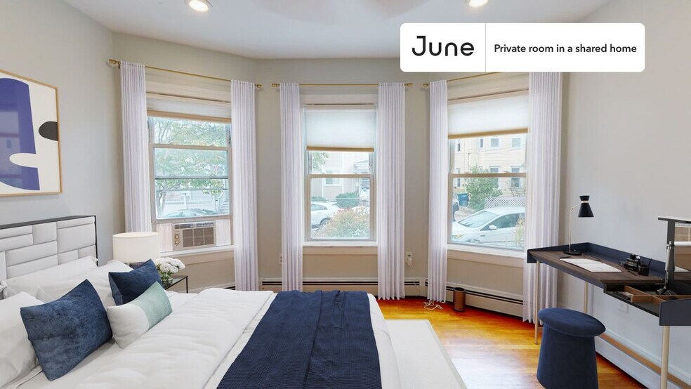 Primary Photo - Private bedroom in 3 bed/1 bath Home
