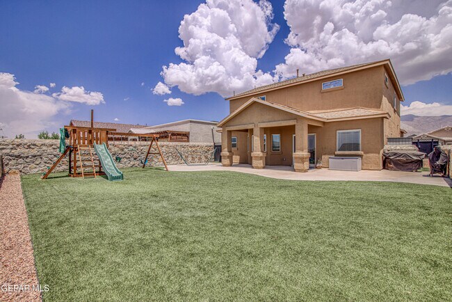 Building Photo - 7751 Enchanted Path Dr