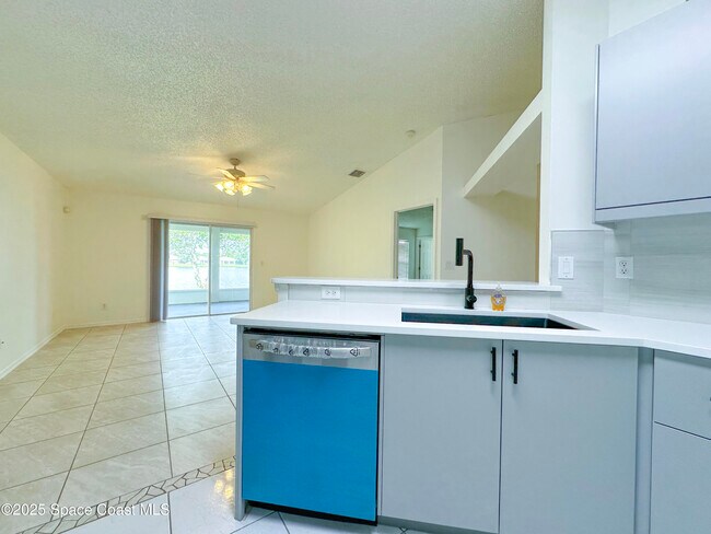 Building Photo - 2406 Deercroft Dr