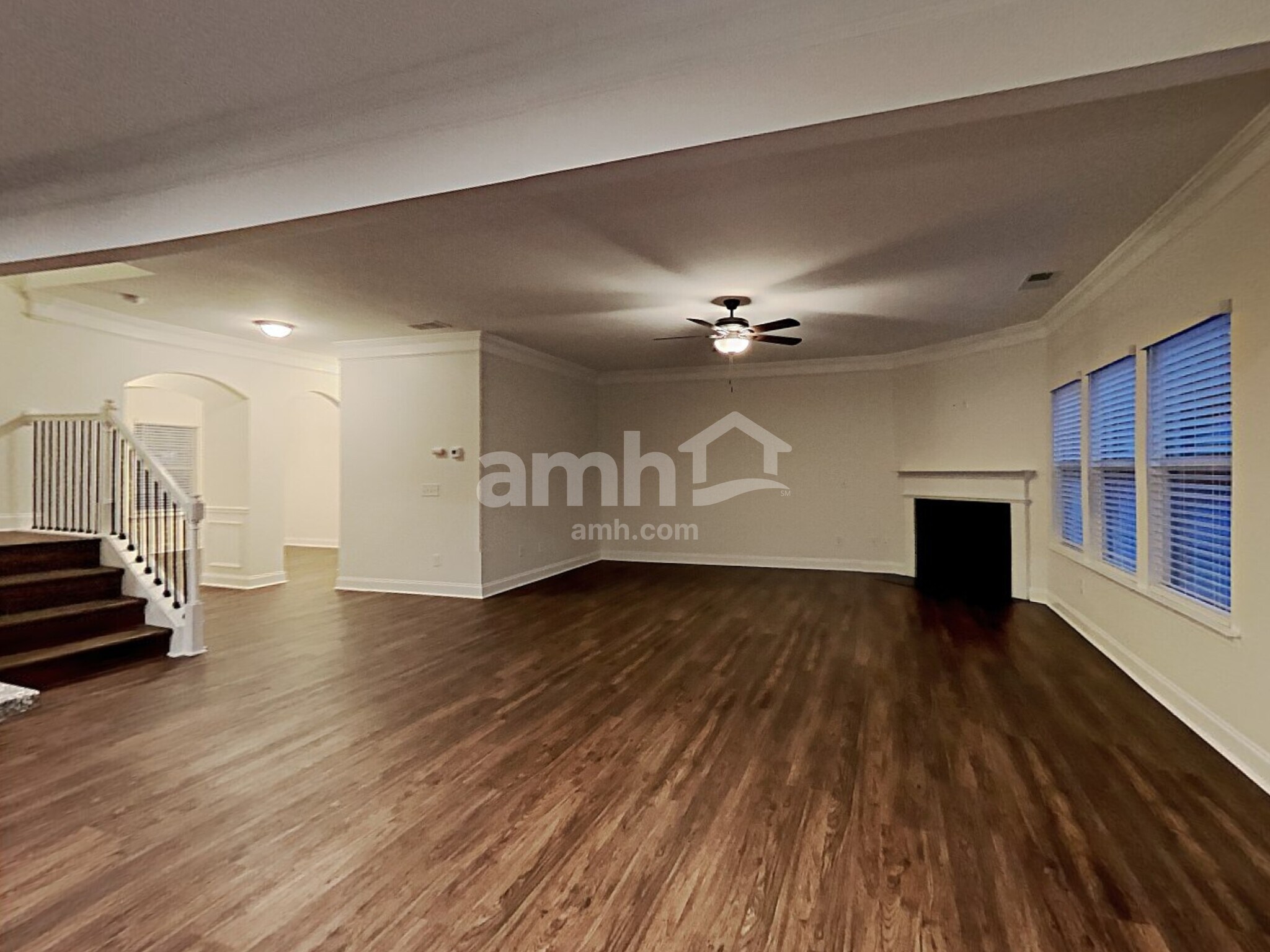 Building Photo - 6170 Oriole Ln