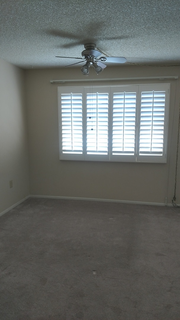 Building Photo - GREAT TOWNHOME IN YUCCA COURT-SUN CITY!!