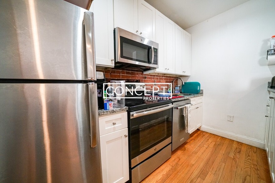 Building Photo - 480 Massachusetts Ave