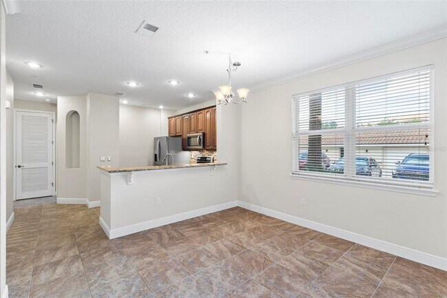 Building Photo - 45 Riverview Bend S