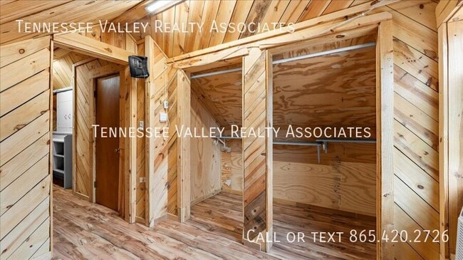 Building Photo - 3615 Miser Station Rd