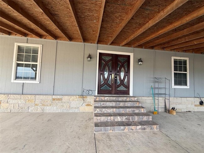 Building Photo - 7200 Fm 487