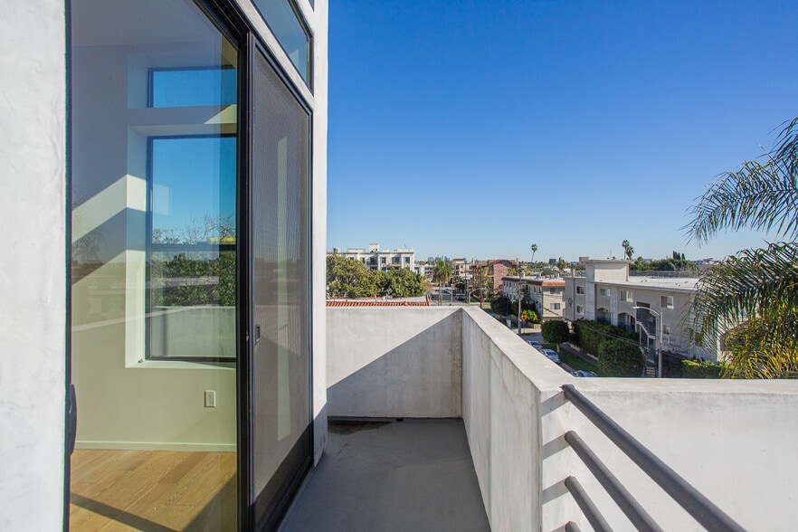 Building Photo - 8639 Whitworth Dr