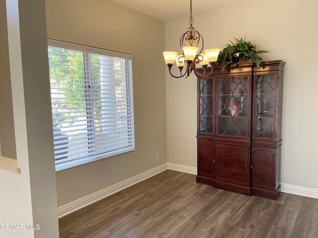 Building Photo - 4149 Flowerview Ct