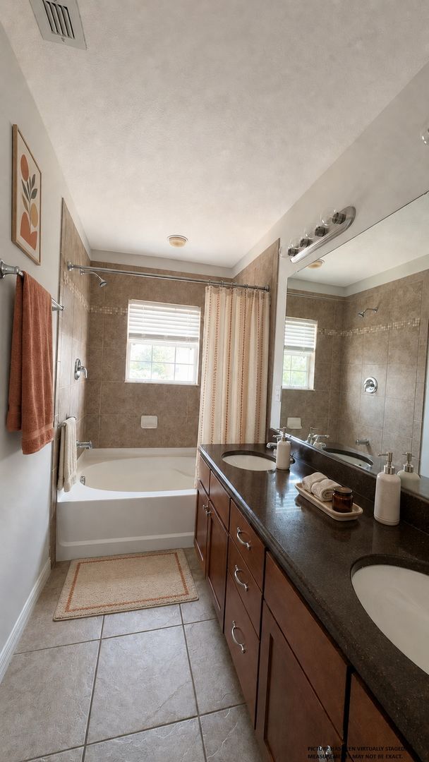 Building Photo - Beautiful 2 bed/2.5 bath townhome at Morningside at Lake Nona