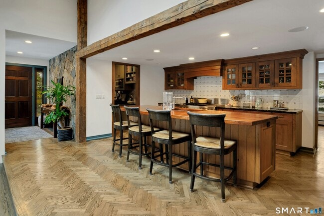 Building Photo - 3 Raiders Ln