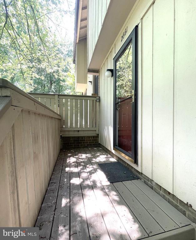 Building Photo - 2661 Glengyle Dr