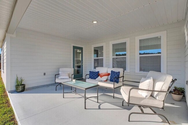 Building Photo - * Stunning 5-Bedroom Home in Spears Crossing – Move-In Ready! *