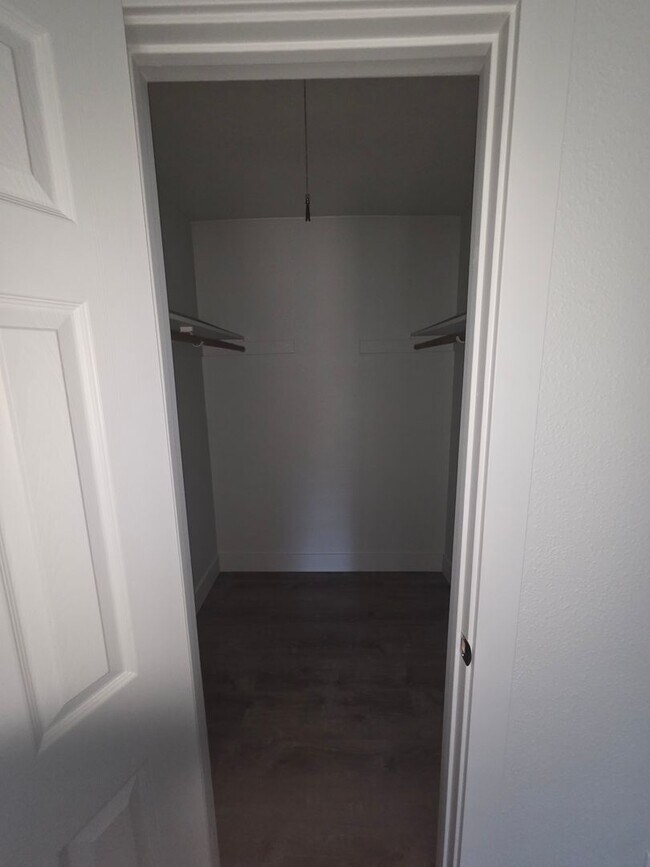 Building Photo - Life Just Got Better