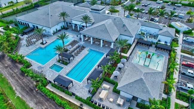 Building Photo - 8215 Crystal Downs Ave