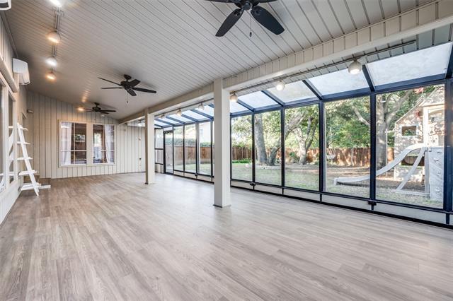Building Photo - 15211 Meandering Way