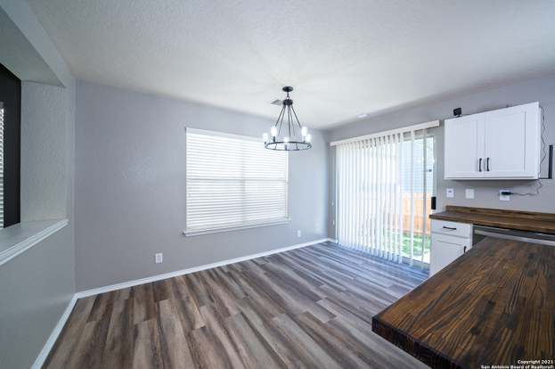 Building Photo - 16134 Branching Oaks