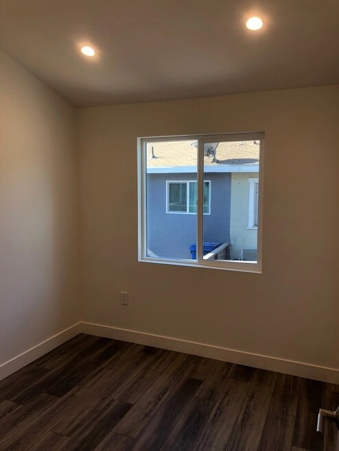 Building Photo - 2926 1/2-31-2 Asbury St