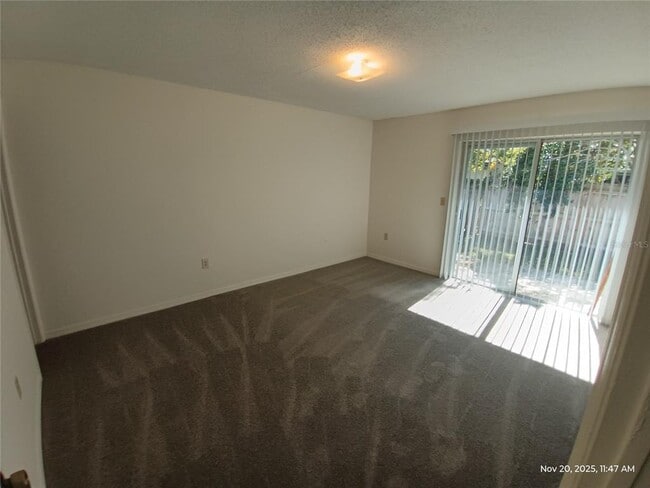 Building Photo - 408 E Warren Ave