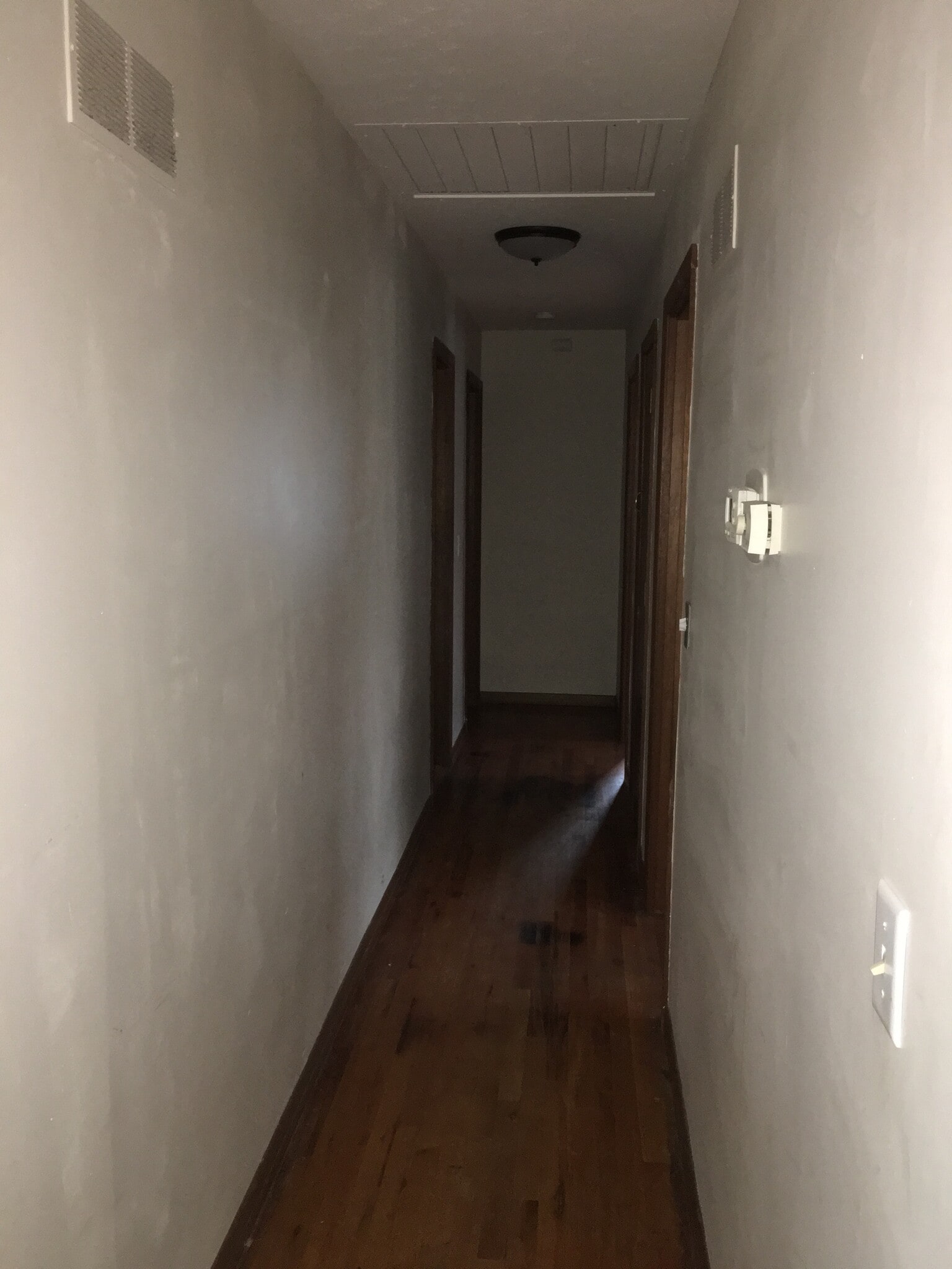 Building Photo - 2409 Manchester Rd