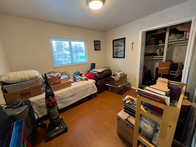 Building Photo - Wonderful Home Near City Park