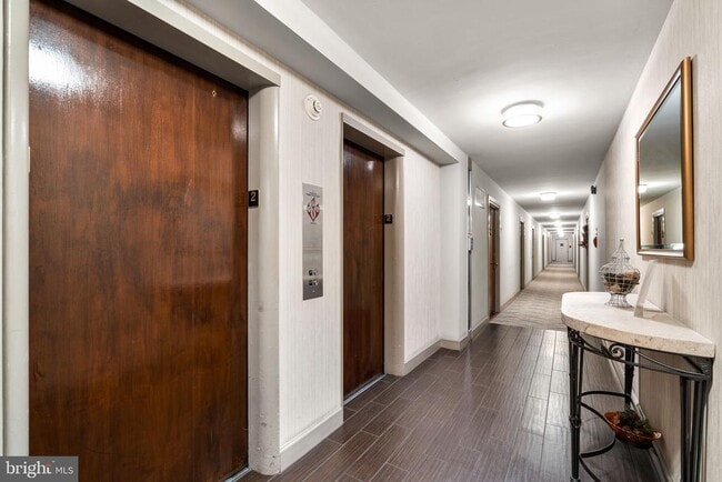 Building Photo - 1435 4th St SW