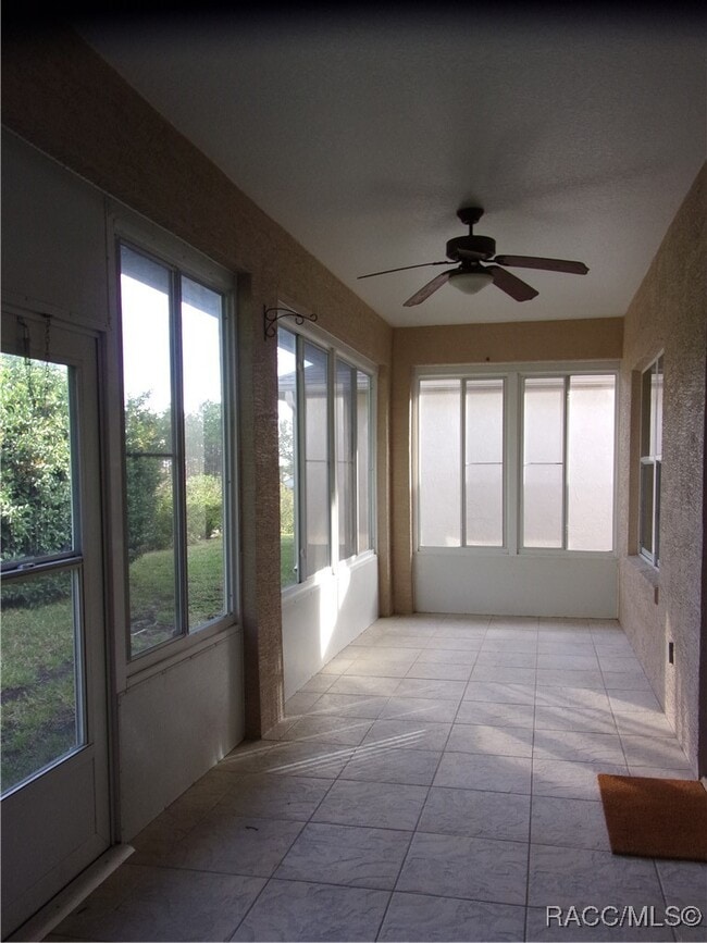 Building Photo - 1933 W Shanelle Path