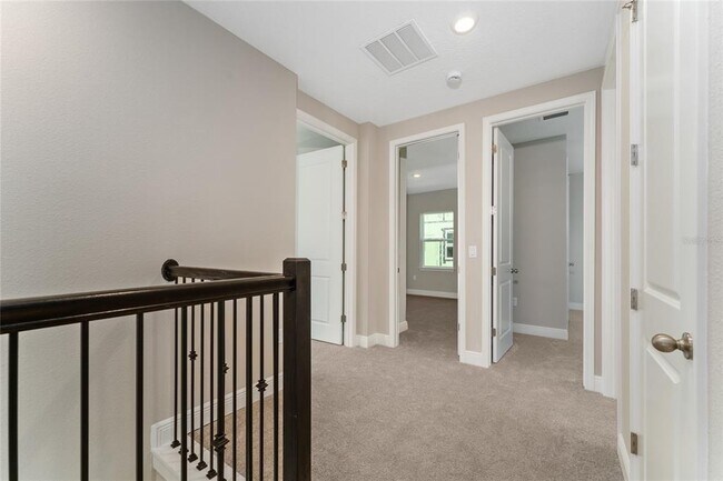 Building Photo - 13254 McMillan Dr