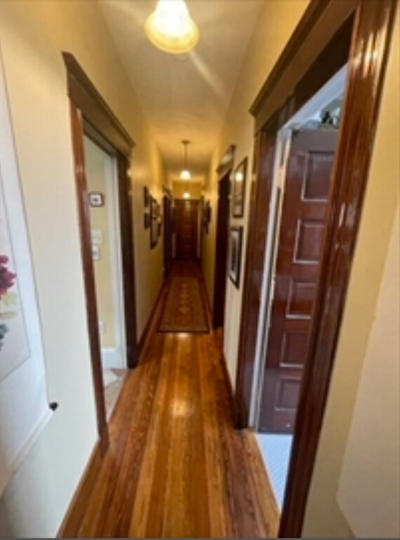 Building Photo - 18 Oakland St