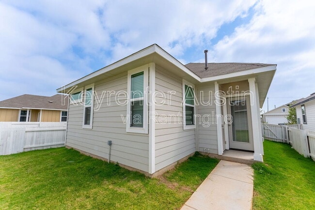 Building Photo - 354 Hortus Dr
