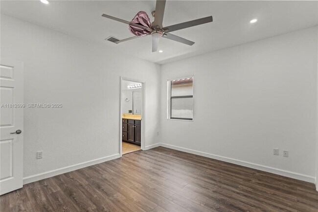 Building Photo - 3502 W 86th Terrace