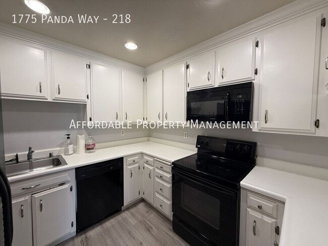 Building Photo - 1775 Panda Way