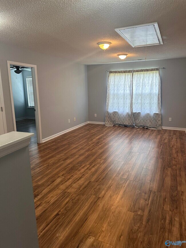 Building Photo - 4804 SE Brownston Ct