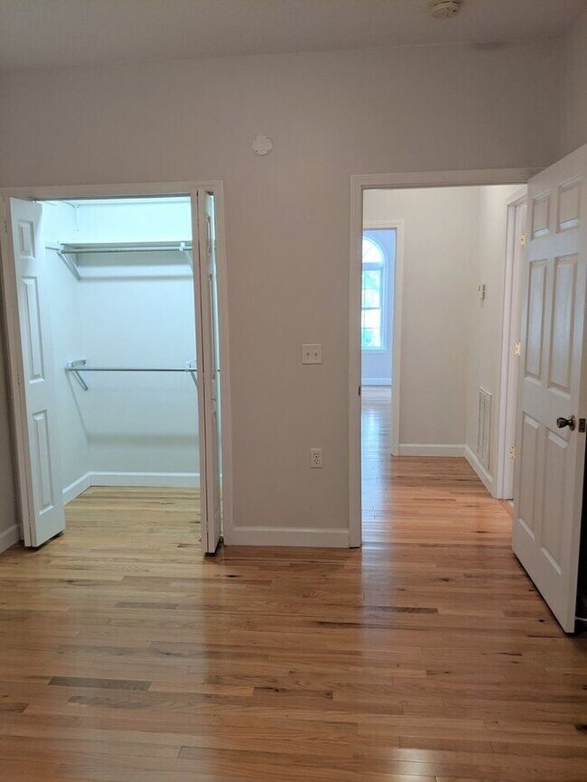 Building Photo - Rental-Beautiful West Asheville Home! **AL...