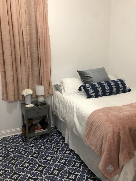 Bedroom 2 - 2110 W 22nd Pl