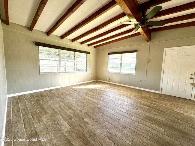 Building Photo - 1004 Green Rd