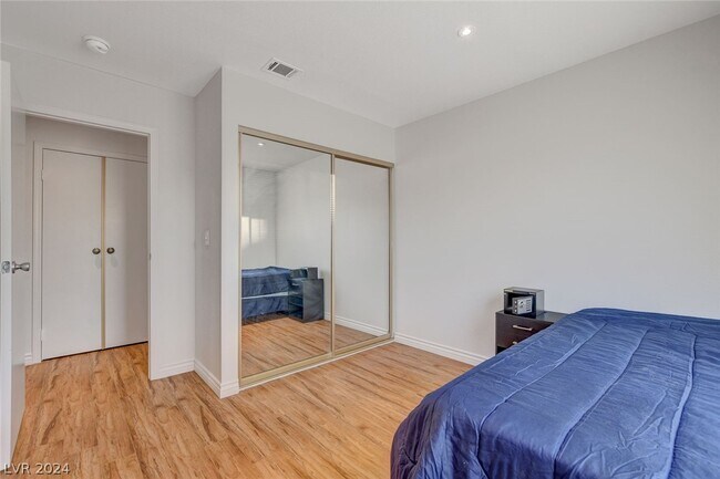 Building Photo - 5416 Cory Pl