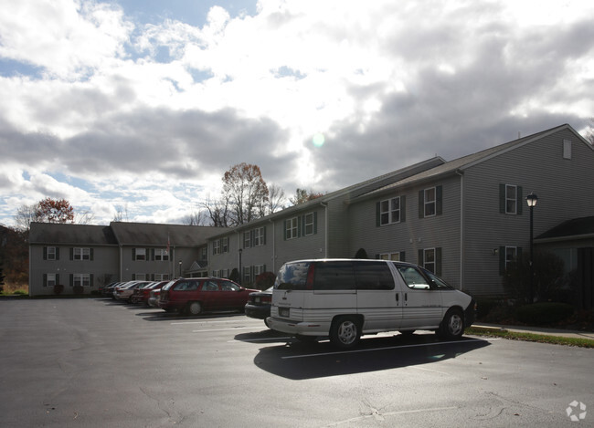 Building Photo - Chatham Manor