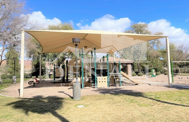 Building Photo - 4321 E Jasper Dr