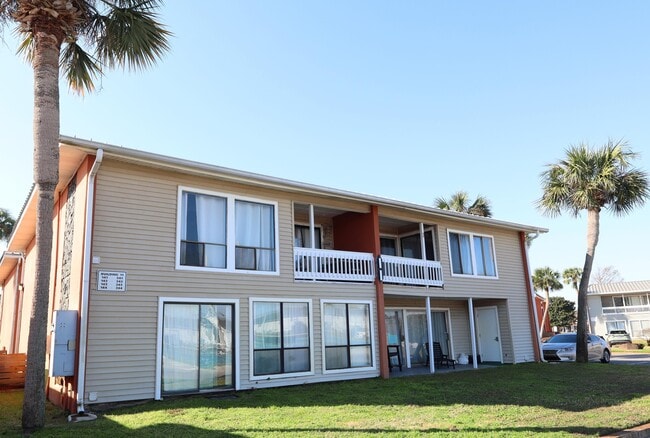 Building Photo - 4000 Gulf Terrace Dr