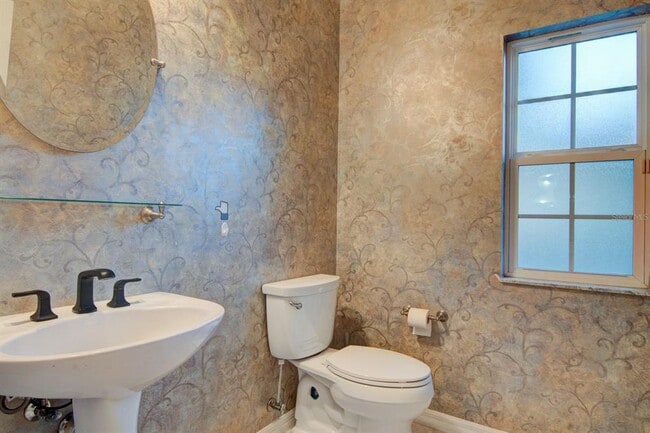 Building Photo - 8362 SW 11th Rd