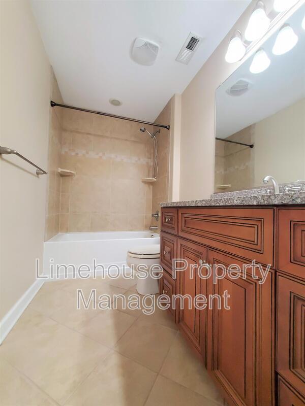 Building Photo - 2001 Pershing Ave