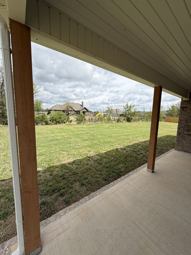 Building Photo - 376 Texas Ave