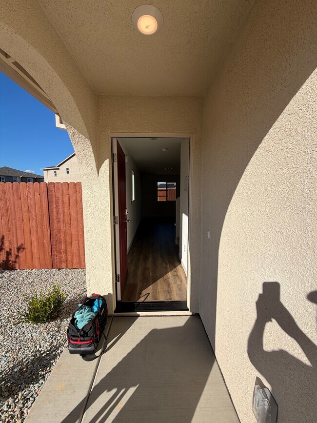 Building Photo - 831 Congaree Ln