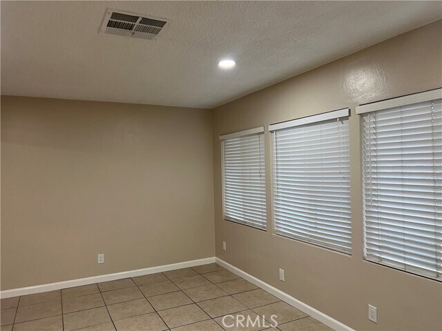 Building Photo - 94 N San Mateo St