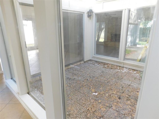 Building Photo - 4510 Hickory Downs Dr