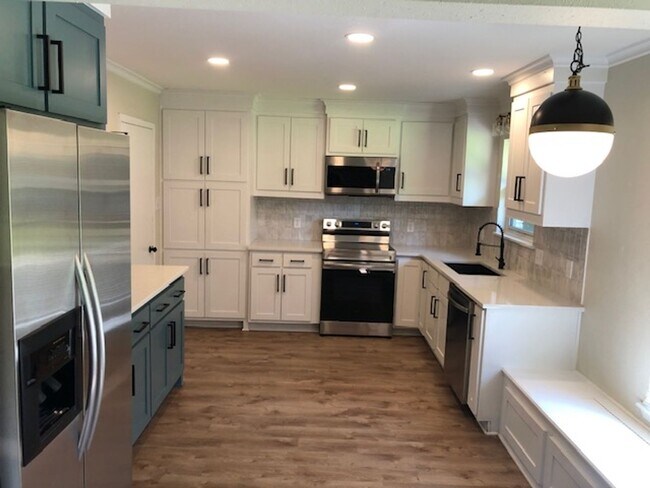 Building Photo - $500 OFF MOVE IN SPECIAL-VERY NICE BLANCHARD HOME. NORTH SHREVEPORT