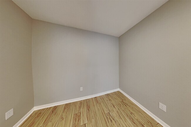 Building Photo - 32331 Summer Park Ln